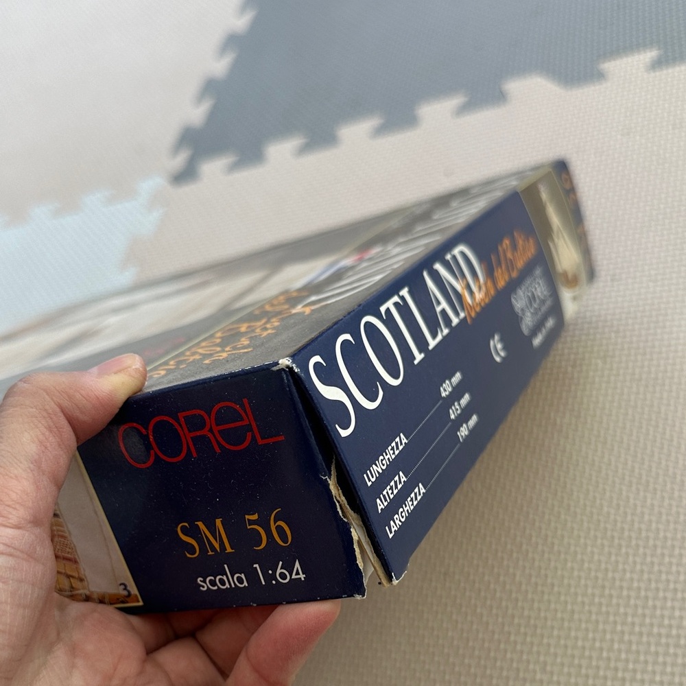NIB Scotland Model Ship Kit with White Sails - Picture 4 of 4